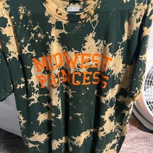 Chappell Roan Midwest Princess Bleach-Splatter Tee in Forest Green & Tan